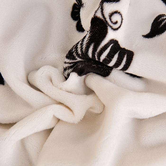 91家纺网 家纺一手货源 找家纺 赫本 2025新品8斤爆品牛奶绒四件套床裙款金雕绒法莱绒四套件 赫本风