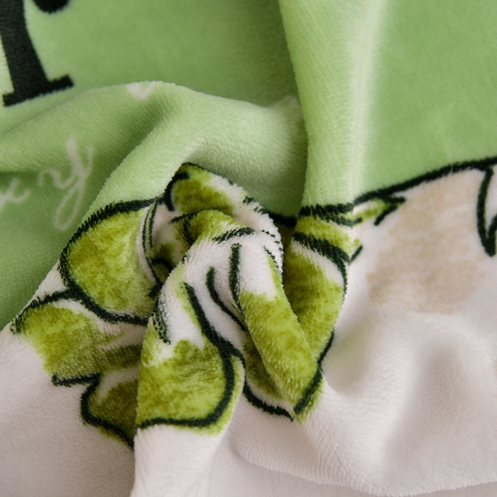 91家纺网 家纺一手货源 找家纺 赫本 2025新品8斤爆品牛奶绒四件套床裙款金雕绒法莱绒四套件 简若花语