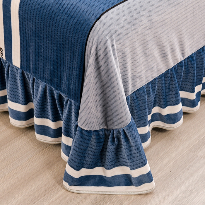 91家纺网 家纺一手货源 找家纺 赫本 2025新品8斤爆品牛奶绒四件套床裙款金雕绒法莱绒四套件 简尚