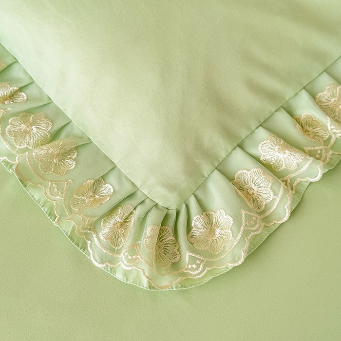 91家纺网 家纺一手货源 找家纺 后庭寝室 2025新款亲肤花边蕾丝床裙四件套-繁花似锦系列 繁花似锦-嫩绿