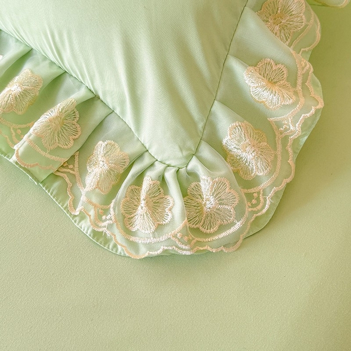 91家纺网 家纺一手货源 找家纺 后庭寝室 2025新款亲肤花边蕾丝床裙四件套-繁花似锦系列 繁花似锦-嫩绿