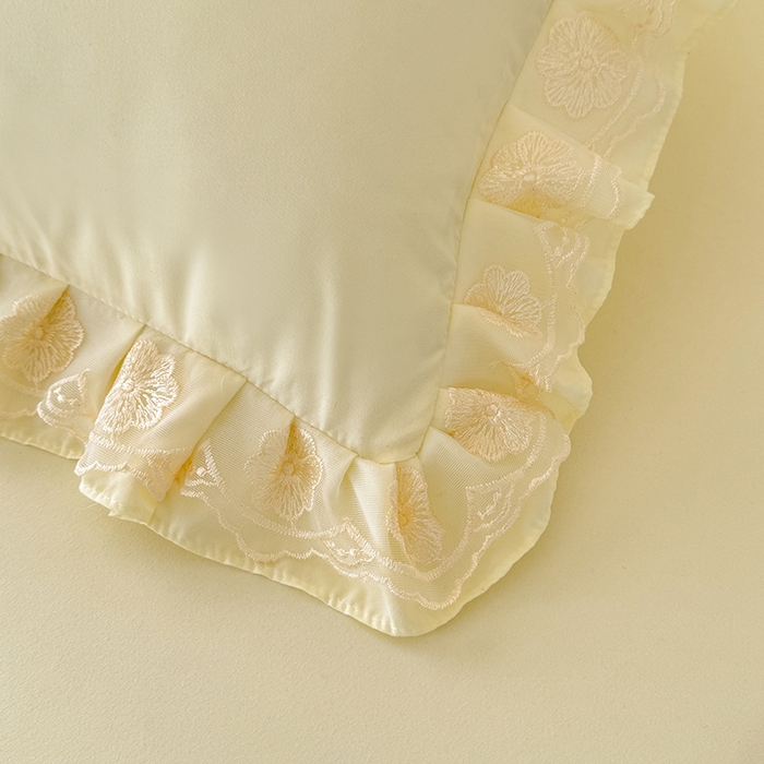 91家纺网 家纺一手货源 找家纺 后庭寝室 2025新款亲肤花边蕾丝床裙四件套-繁花似锦系列 繁花似锦-米黄