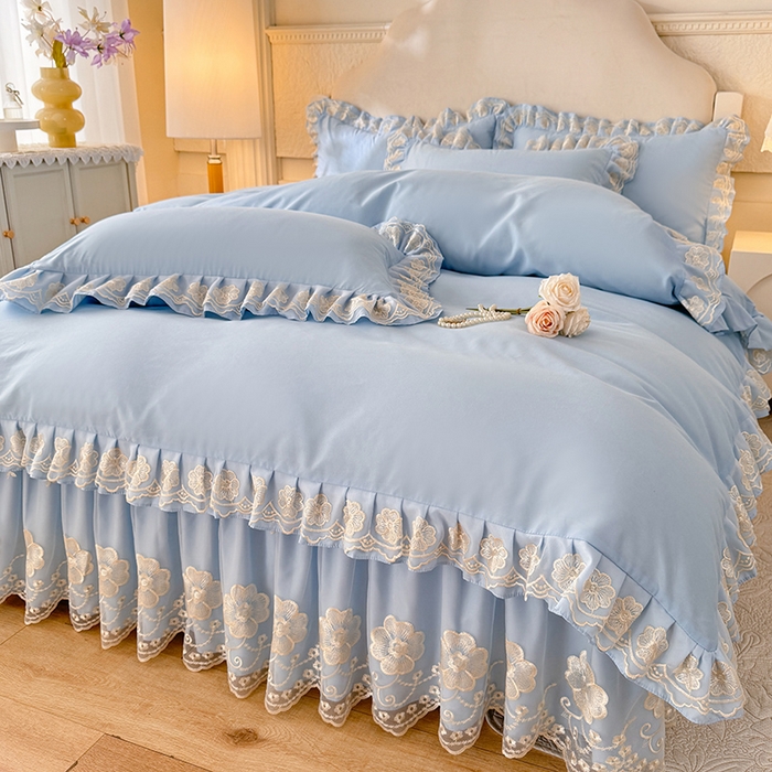 91家纺网 家纺一手货源 找家纺 后庭寝室 2025新款亲肤花边蕾丝床裙四件套-繁花似锦系列 繁花似锦-浅蓝