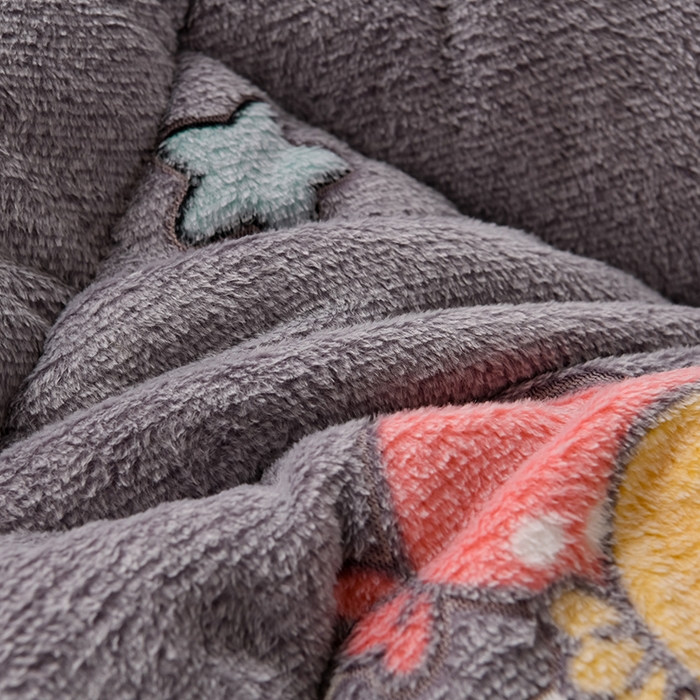 91家纺网 家纺一手货源 找家纺 南北家居 2025新款AB版雪花绒羊羔绒冬被被子被芯 云朵萌熊