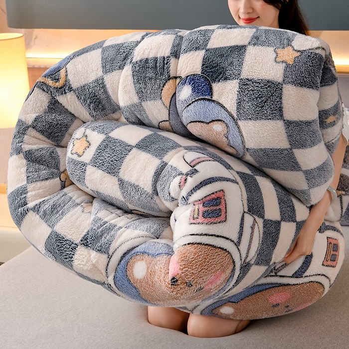 91家纺网 家纺一手货源 找家纺 南北家居 2025新款AB版雪花绒羊羔绒冬被被子被芯 宇航员