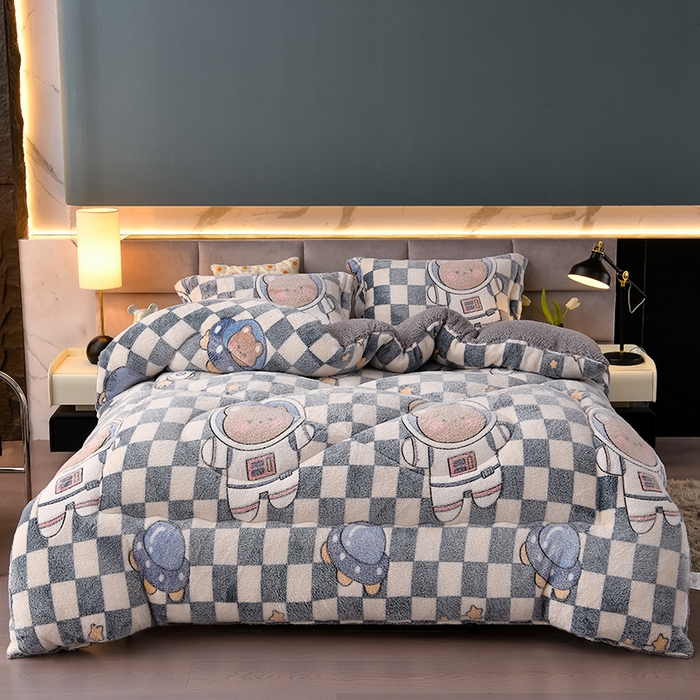 91家纺网 家纺一手货源 找家纺 南北家居 2025新款AB版雪花绒羊羔绒冬被被子被芯 宇航员