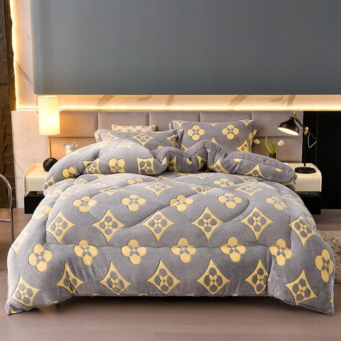 91家纺网 家纺一手货源 找家纺 南北家居 2025新款AB版雪花绒羊羔绒冬被被子被芯 时尚格调