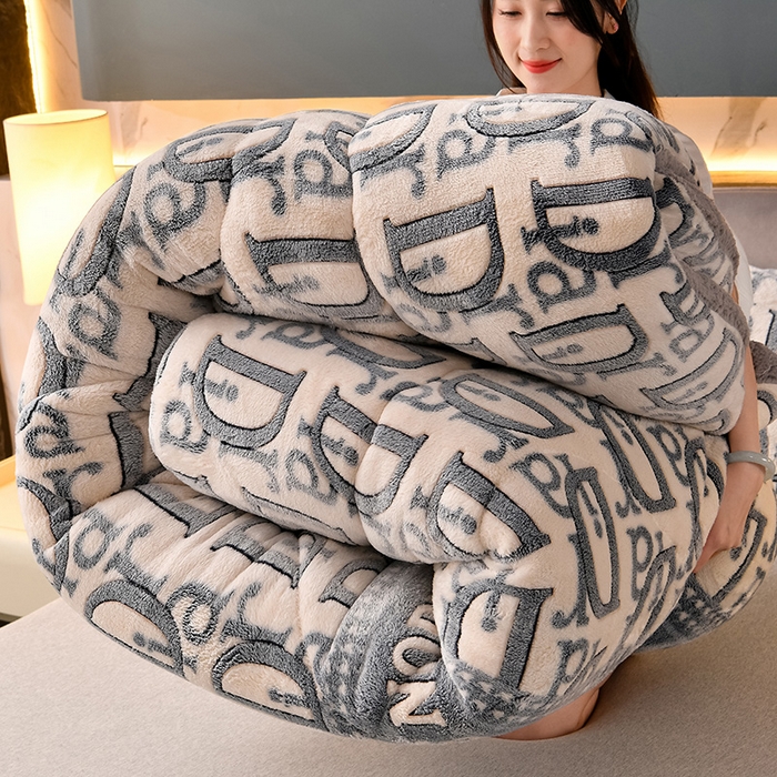 91家纺网 家纺一手货源 找家纺 南北家居 2025新款AB版雪花绒羊羔绒冬被被子被芯 D时代