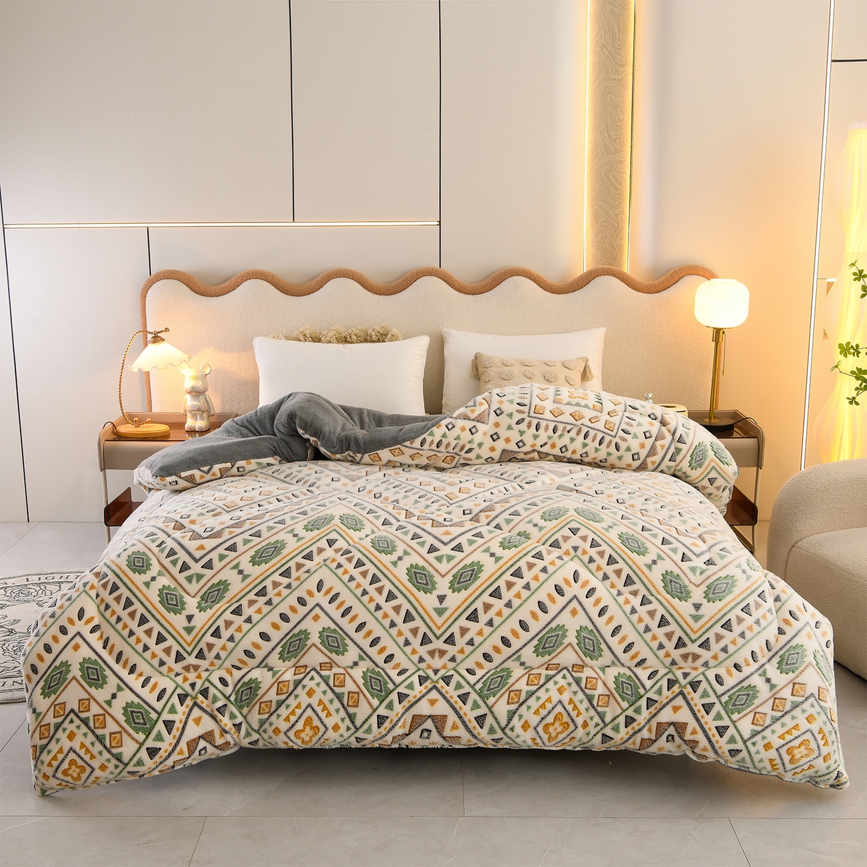 91家纺网 家纺一手货源 找家纺 南北家居 2025新款AB版雪花绒羊羔绒冬被被子被芯 巴黎岛