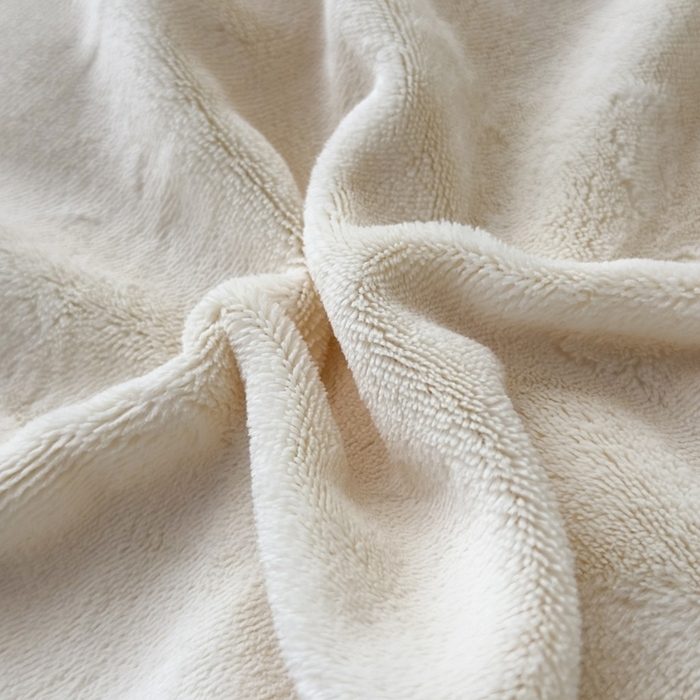 91家纺网 家纺一手货源 找家纺 （总）多乐家纺 2025新款牛奶绒双拼绣花拼角款四件套-提供买家秀