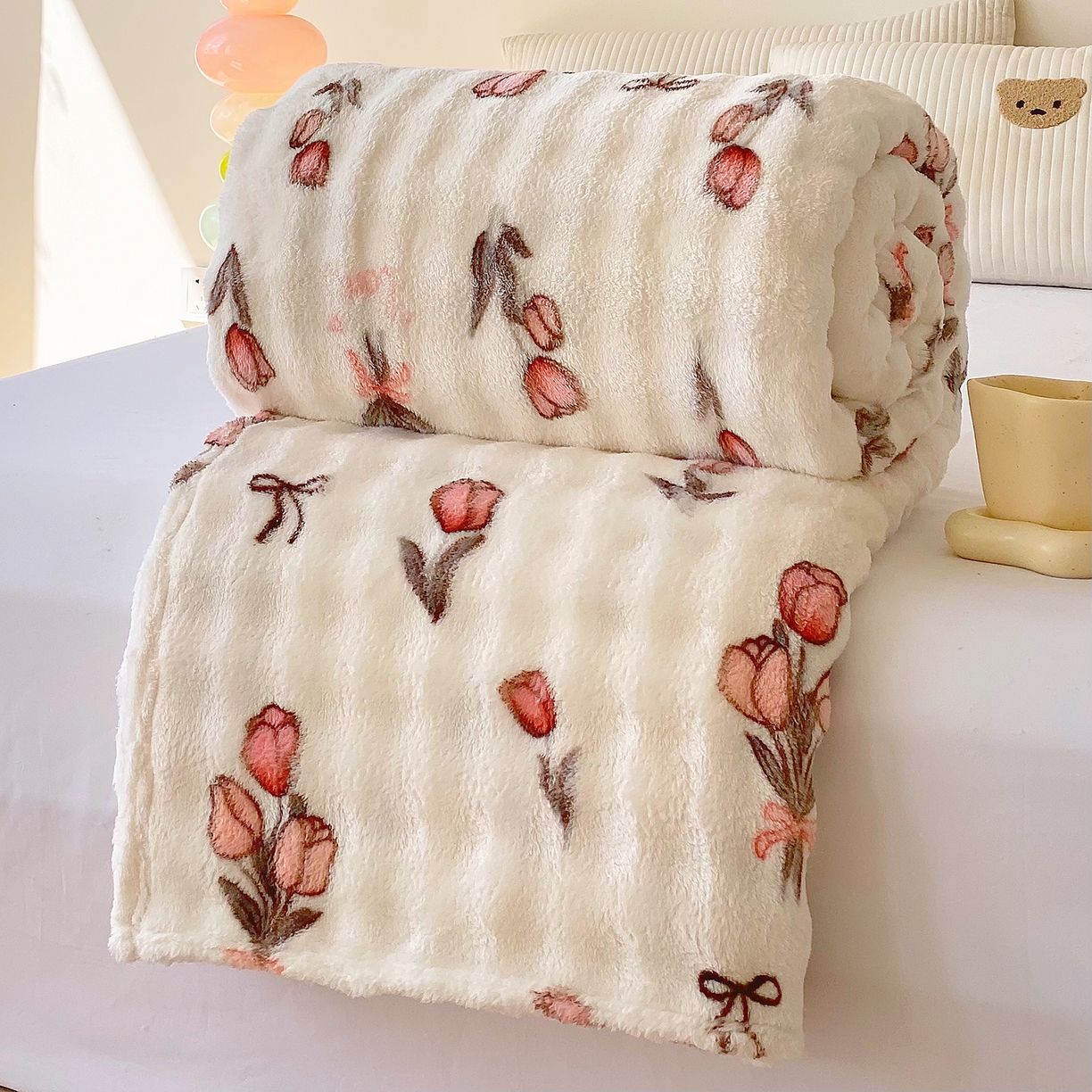 91家纺网 家纺一手货源 找家纺 爱彼家纺 2025秋冬新款高克重简约印花泡泡绒毯多功能毯毛毯毯子 粉色郁金香