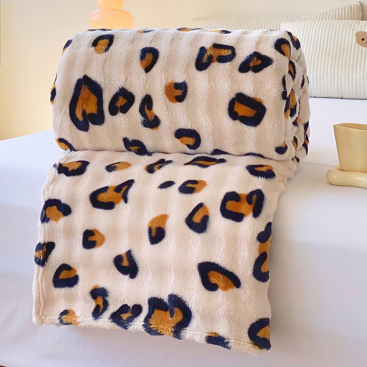 91家纺网 家纺一手货源 找家纺 爱彼家纺 2025秋冬新款高克重简约印花泡泡绒毯多功能毯毛毯毯子 托斯卡纳的纹