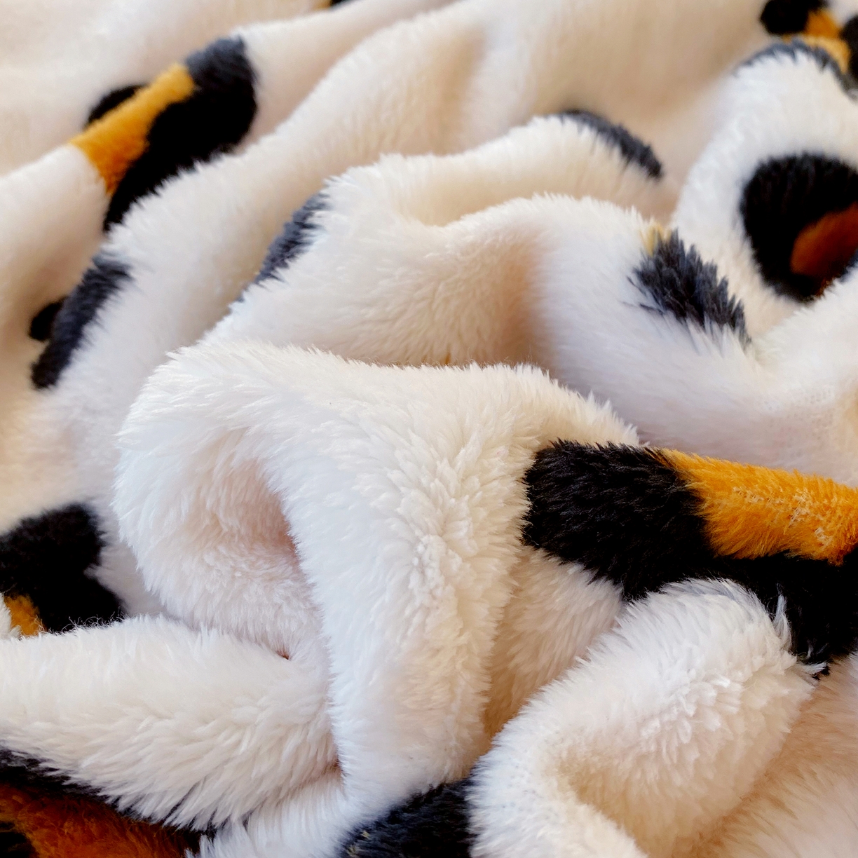 91家纺网 家纺一手货源 找家纺 爱彼家纺 2025秋冬新款高克重简约印花泡泡绒毯多功能毯毛毯毯子 托斯卡纳的纹