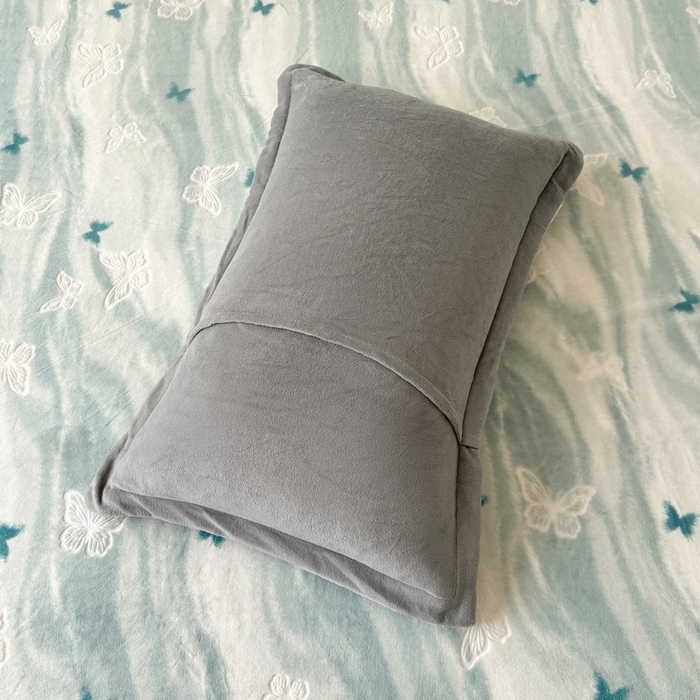 91家纺网 家纺一手货源 找家纺 LIFE.丽芙 2025秋冬新款A类牛奶绒加厚立体雕花压线宽边枕套 镜花蝶梦-绿