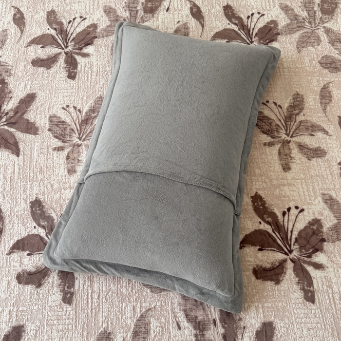 91家纺网 家纺一手货源 找家纺 LIFE.丽芙 2025秋冬新款A类牛奶绒加厚立体雕花压线宽边枕套 素花疏影-豆沙