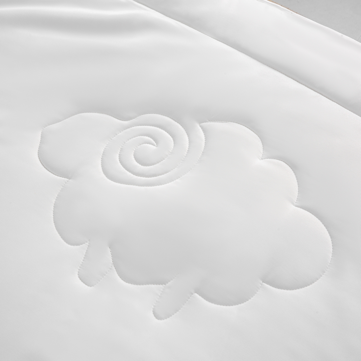 91家纺网 家纺一手货源 找家纺 （总）茧月 2025新款天丝棉蚕丝羊毛被