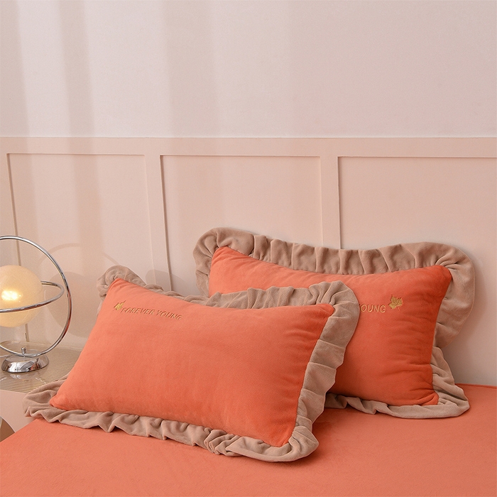 91家纺网 家纺一手货源 找家纺 湘雪家居  2025新款高克重纯色刺绣牛奶绒床单款系列四件套-提供买家秀 钟爱款-橙橘色