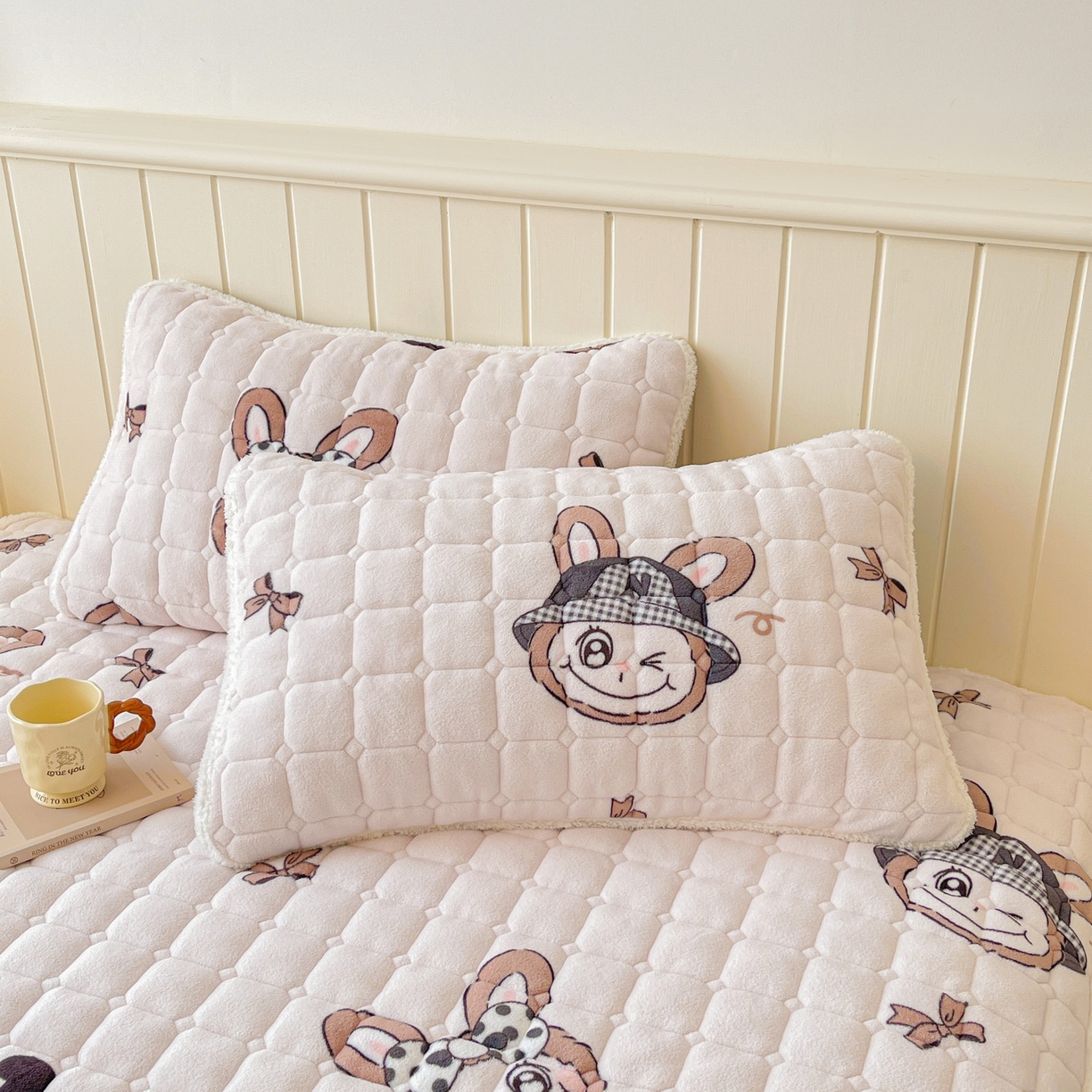 LIFE.丽芙 2025秋冬新款A类牛奶绒加厚保暖夹棉枕套-包边款 趣多多