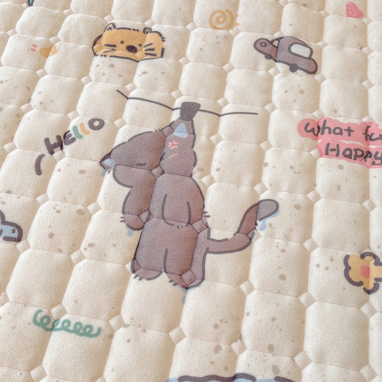 91家纺网 家纺一手货源 找家纺 LIFE.丽芙 2025秋冬新款A类牛奶绒加厚保暖夹棉枕套-包边款 萌喵酷狗