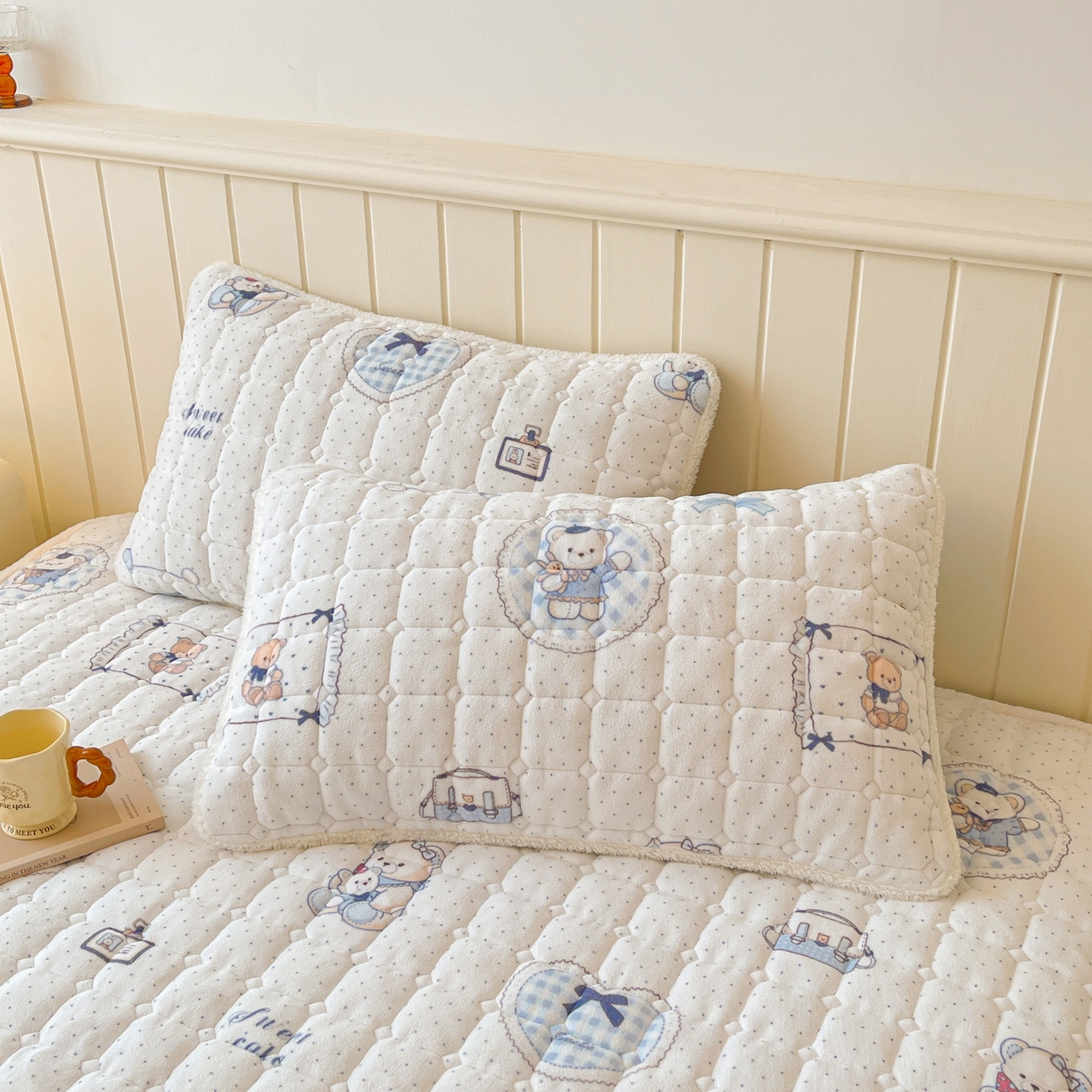 91家纺网 家纺一手货源 找家纺 （总）LIFE.丽芙 2025秋冬新款A类牛奶绒加厚保暖夹棉枕套-包边款