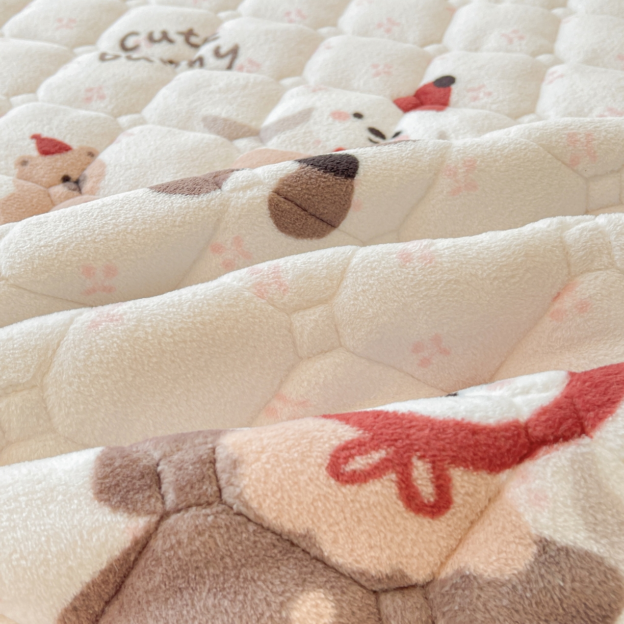 91家纺网 家纺一手货源 找家纺 LIFE.丽芙 2025秋冬新款A类牛奶绒加厚保暖夹棉枕套-包边款 小伙伴