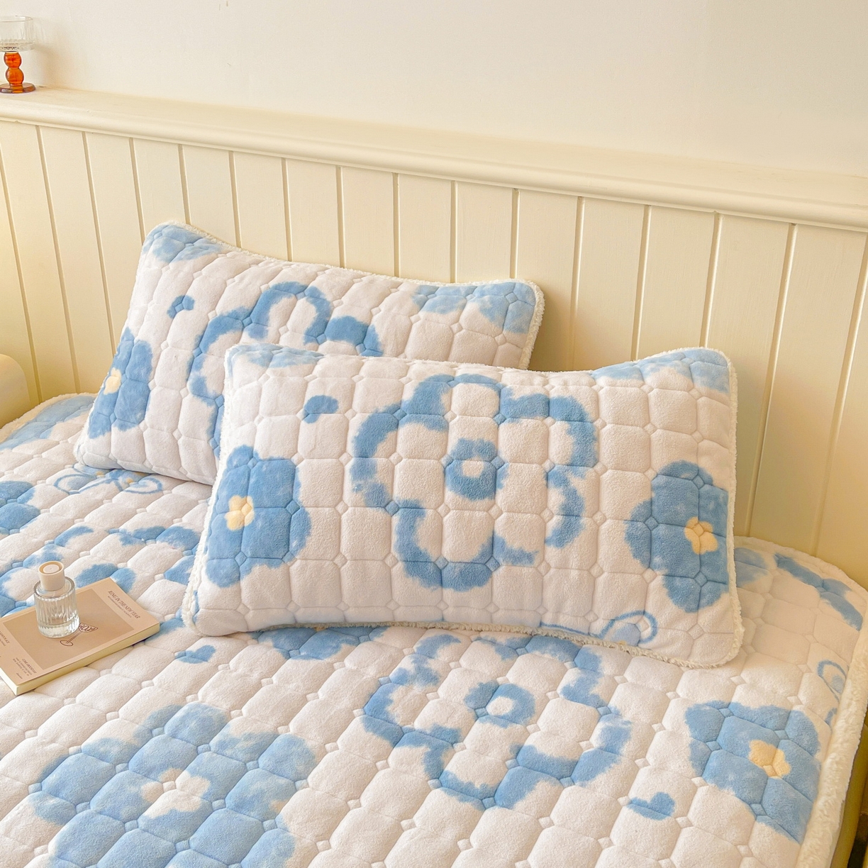 LIFE.丽芙 2025秋冬新款A类牛奶绒加厚保暖夹棉枕套-包边款 花恋