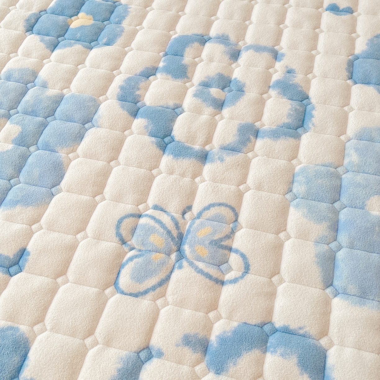 91家纺网 家纺一手货源 找家纺 LIFE.丽芙 2025秋冬新款A类牛奶绒加厚保暖夹棉枕套-包边款 花恋