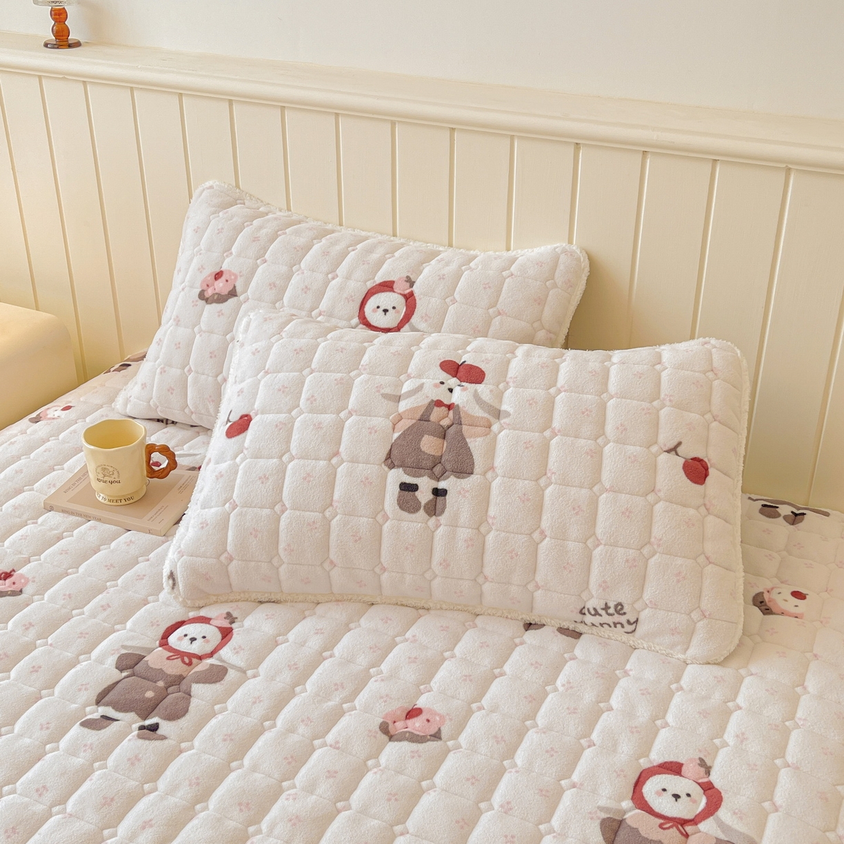 LIFE.丽芙 2025秋冬新款A类牛奶绒加厚保暖夹棉枕套-包边款 小伙伴