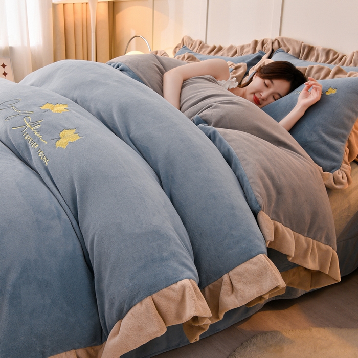 91家纺网 家纺一手货源 找家纺 （总）湘雪家居  2025新款高克重纯色刺绣牛奶绒床单款系列四件套-提供买家秀