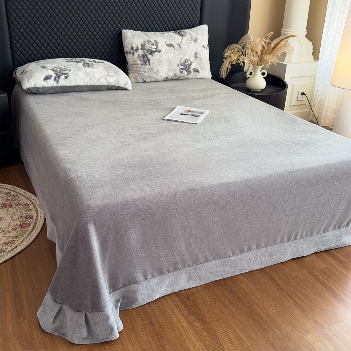 91家纺网 家纺一手货源 找家纺 璐维斯 2025 A类舒适兔毛绒印花四件套卡通花卉牛奶绒秋冬保暖床上用品单被套三件套 繁花-灰