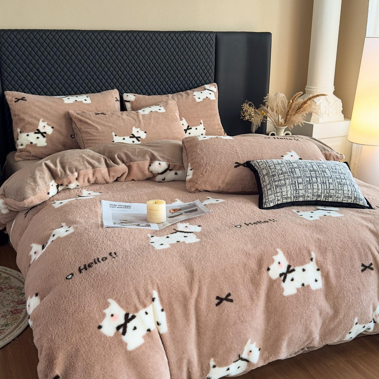 91家纺网 家纺一手货源 找家纺 璐维斯 2025 A类舒适兔毛绒印花四件套卡通花卉牛奶绒秋冬保暖床上用品单被套三件套 可爱狗