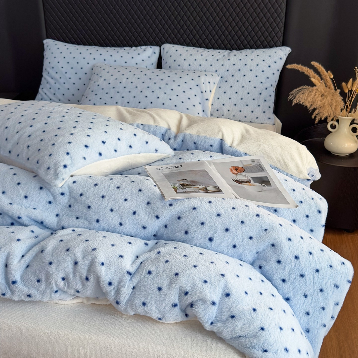 91家纺网 家纺一手货源 找家纺 璐维斯 2025 A类舒适兔毛绒印花四件套卡通花卉牛奶绒秋冬保暖床上用品单被套三件套 浪漫波点-蓝