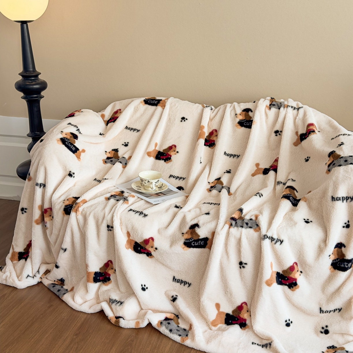 91家纺网 家纺一手货源 找家纺 璐维斯 2025 A类舒适兔毛绒印花四件套卡通花卉牛奶绒秋冬保暖床上用品单被套三件套 腊肠狗