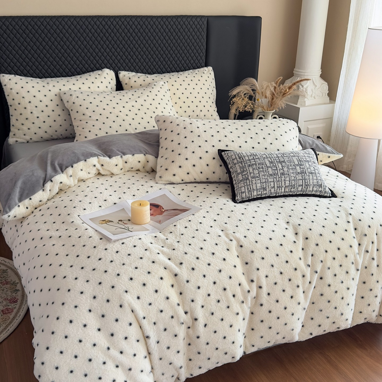 91家纺网 家纺一手货源 找家纺 璐维斯 2025 A类舒适兔毛绒印花四件套卡通花卉牛奶绒秋冬保暖床上用品单被套三件套 浪漫波点-白