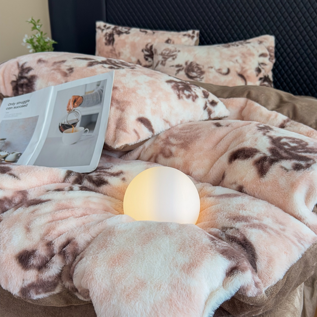 91家纺网 家纺一手货源 找家纺 璐维斯 2025 A类舒适兔毛绒印花四件套卡通花卉牛奶绒秋冬保暖床上用品单被套三件套 繁花-豆沙