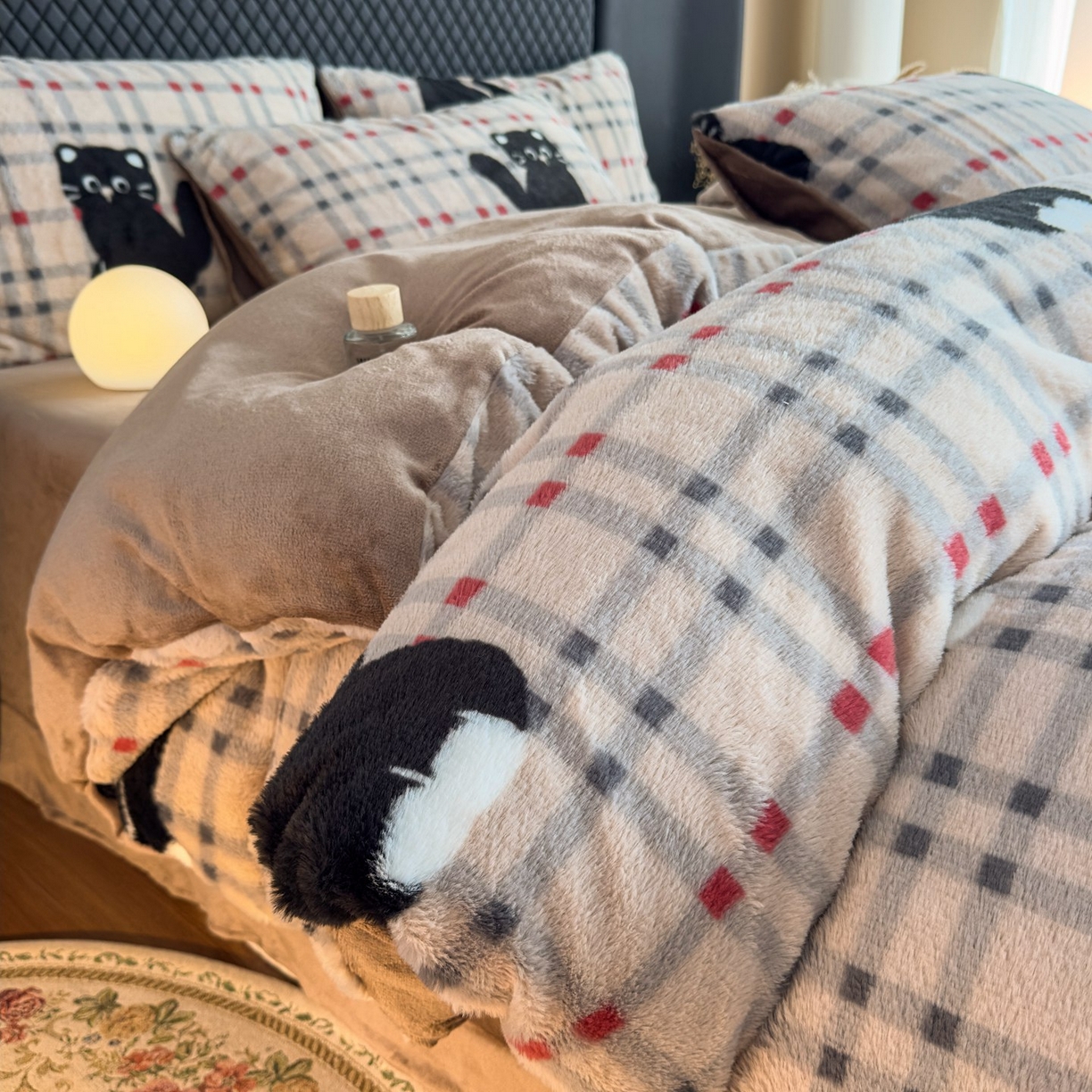 璐维斯 2025 A类舒适兔毛绒印花四件套卡通花卉牛奶绒秋冬保暖床上用品单被套三件套 甜酷猫-咖