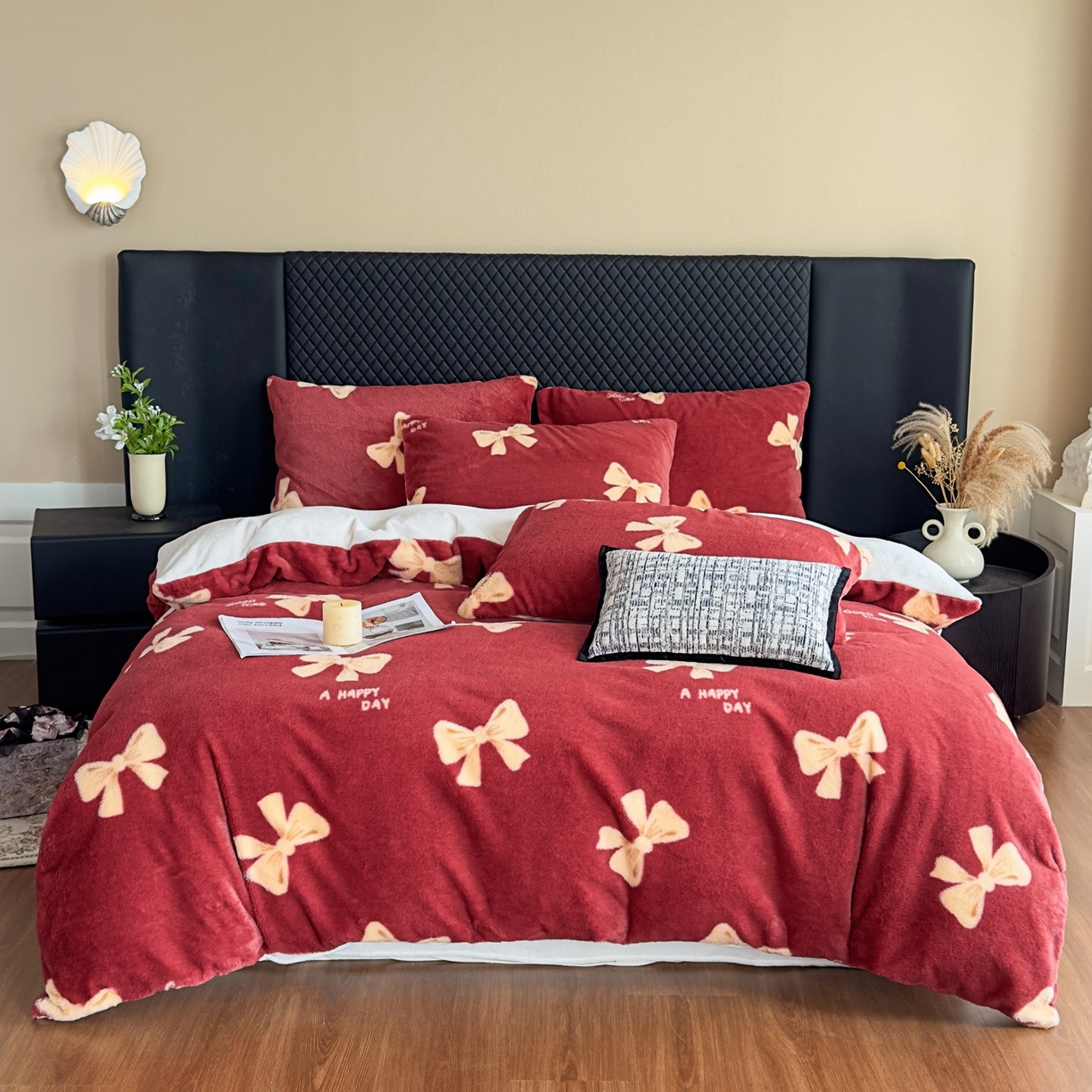 91家纺网 家纺一手货源 找家纺 璐维斯 2025 A类舒适兔毛绒印花四件套卡通花卉牛奶绒秋冬保暖床上用品单被套三件套 蝴蝶结红