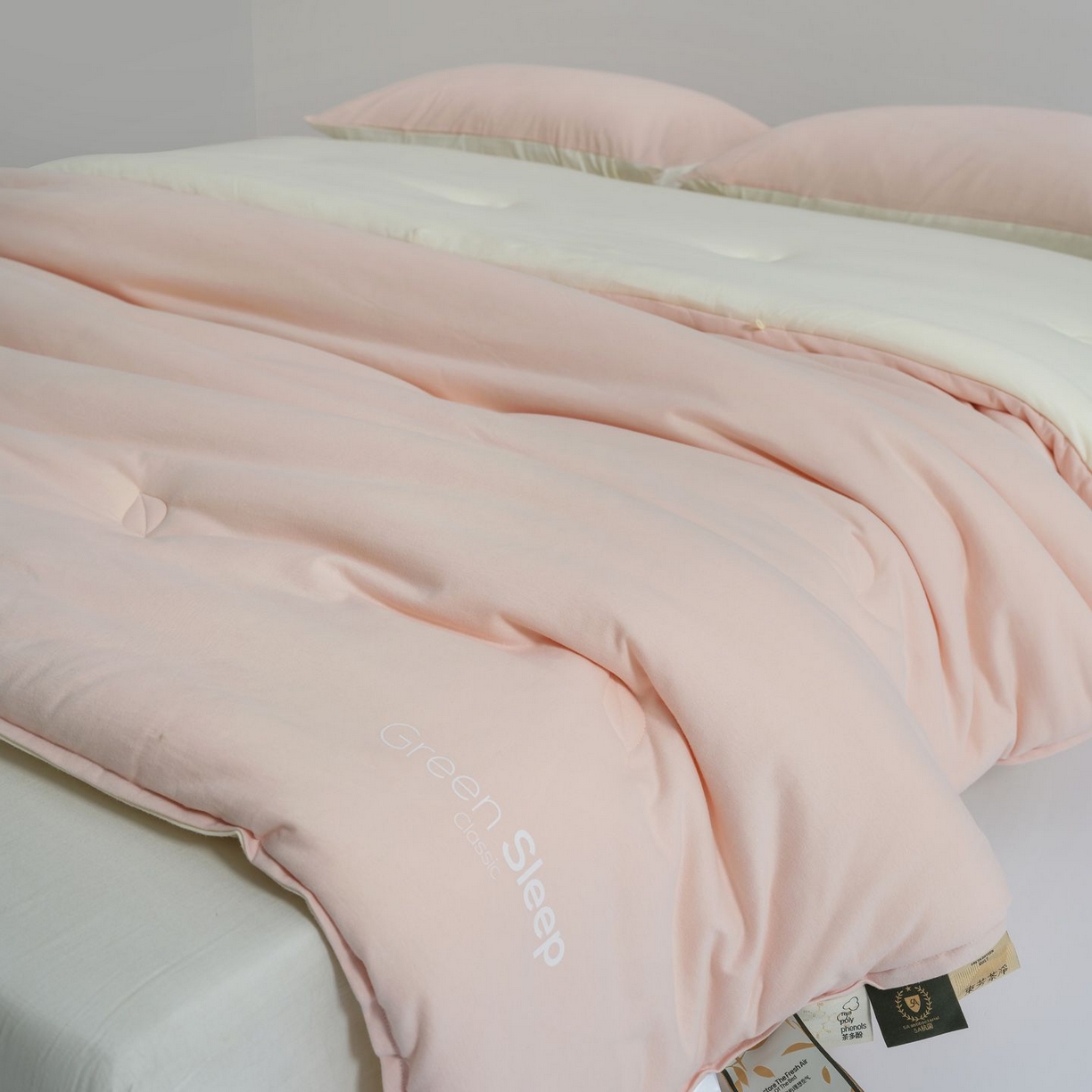 91家纺网 家纺一手货源 找家纺 桂雅居 2025新款可水洗全棉针织棉东方茶净奶糖云朵被被子被芯 云朵粉