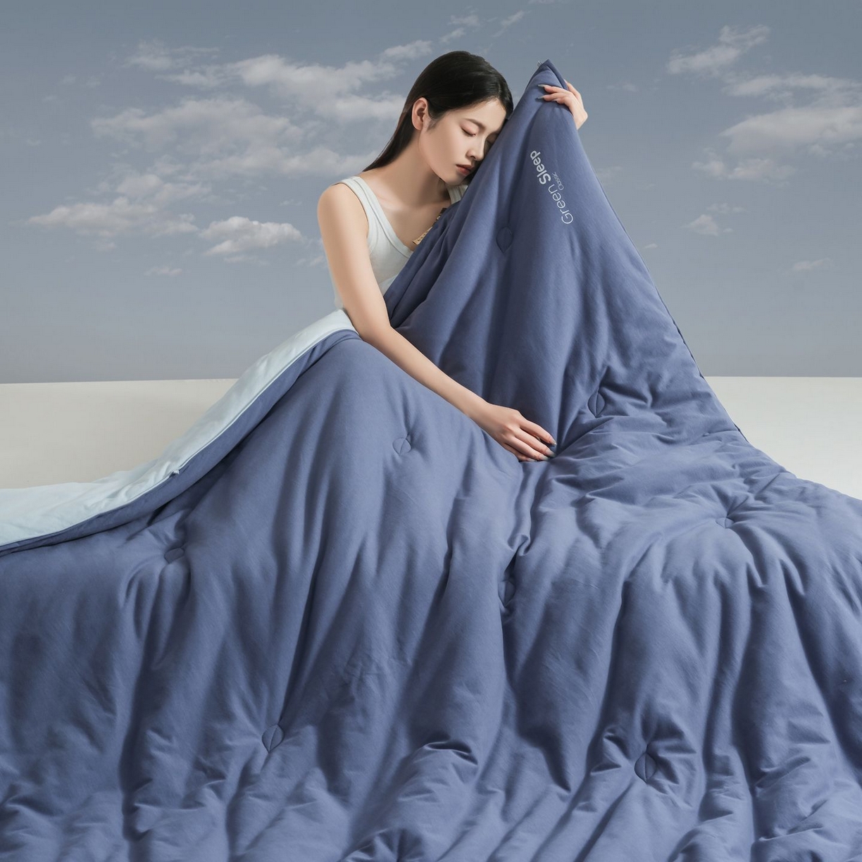 91家纺网 家纺一手货源 找家纺 桂雅居 2025新款可水洗全棉针织棉东方茶净奶糖云朵被被子被芯 星空蓝