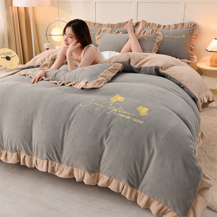 91家纺网 家纺一手货源 找家纺 （总）湘雪家居  2025新款高克重纯色刺绣牛奶绒床单款系列四件套-提供买家秀