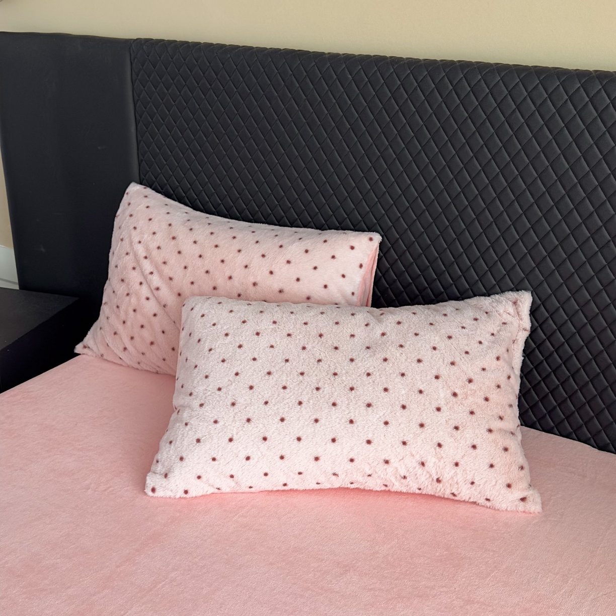 91家纺网 家纺一手货源 找家纺 璐维斯 2025 A类舒适兔毛绒印花四件套卡通花卉牛奶绒秋冬保暖床上用品单被套三件套 浪漫波点-粉