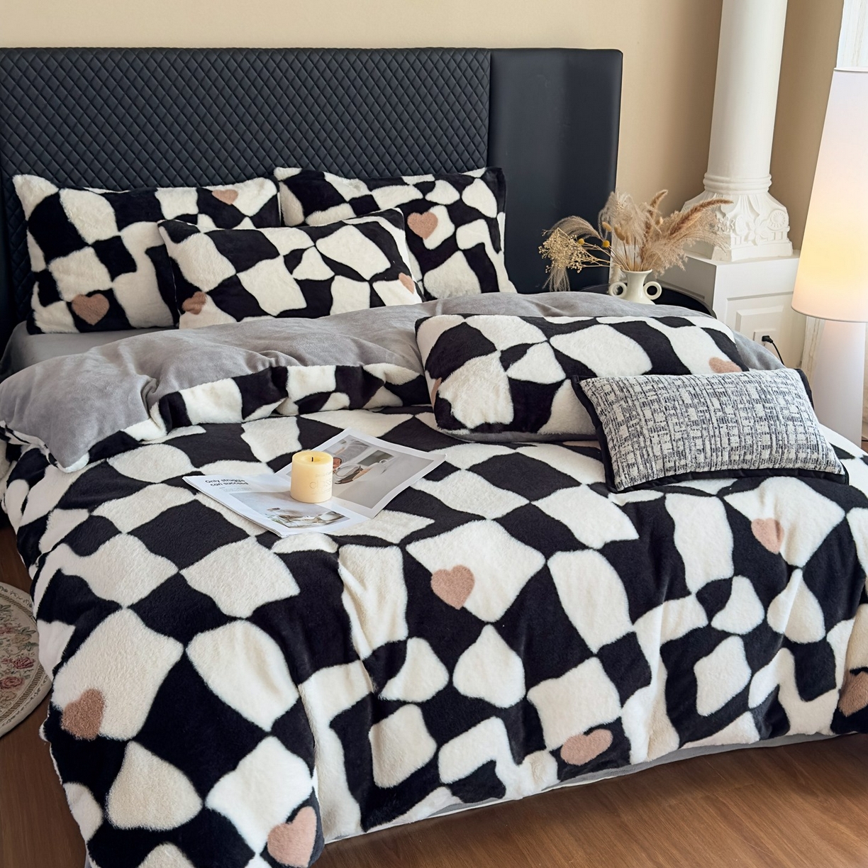 91家纺网 家纺一手货源 找家纺 璐维斯 2025 A类舒适兔毛绒印花四件套卡通花卉牛奶绒秋冬保暖床上用品单被套三件套 黑白棋盘格