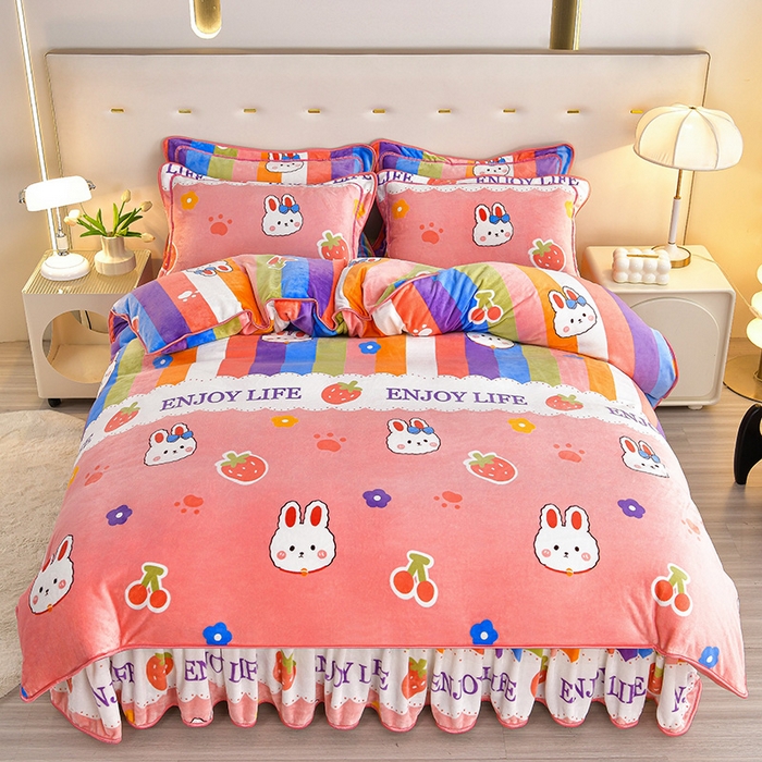 91家纺网 家纺一手货源 找家纺 缘莉娜家纺 2025高克重8斤牛奶绒四件套金貂绒法莱绒加厚保暖直播电商爆款 兔兔乐园