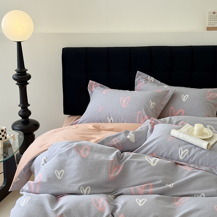 91家纺网 家纺一手货源 找家纺 于果 2025新款暖绒磨毛四件套 经典爱心