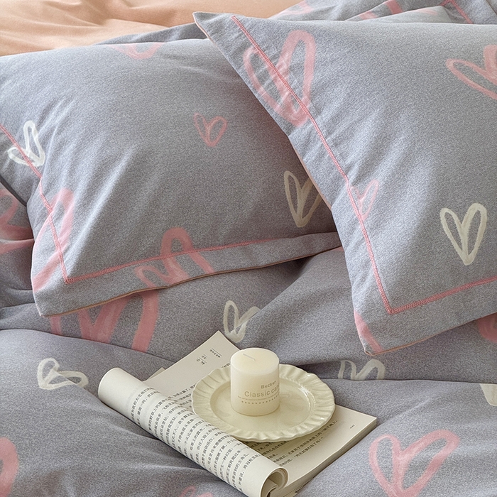 91家纺网 家纺一手货源 找家纺 于果 2025新款暖绒磨毛四件套 经典爱心