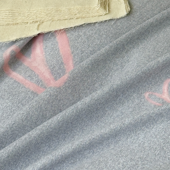 91家纺网 家纺一手货源 找家纺 于果 2025新款暖绒磨毛四件套 经典爱心