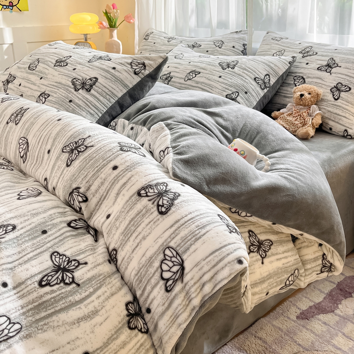 91家纺网 家纺一手货源 找家纺 （总）雅居纺家纺 2025新款雕花牛奶绒四件套-蝴蝶系列