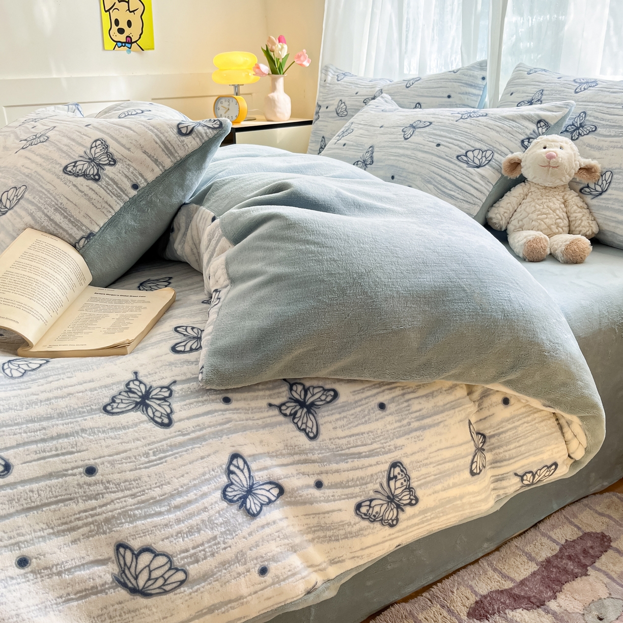 91家纺网 家纺一手货源 找家纺 雅居纺家纺 2025新款雕花牛奶绒四件套-蝴蝶系列 蝶恋-蓝