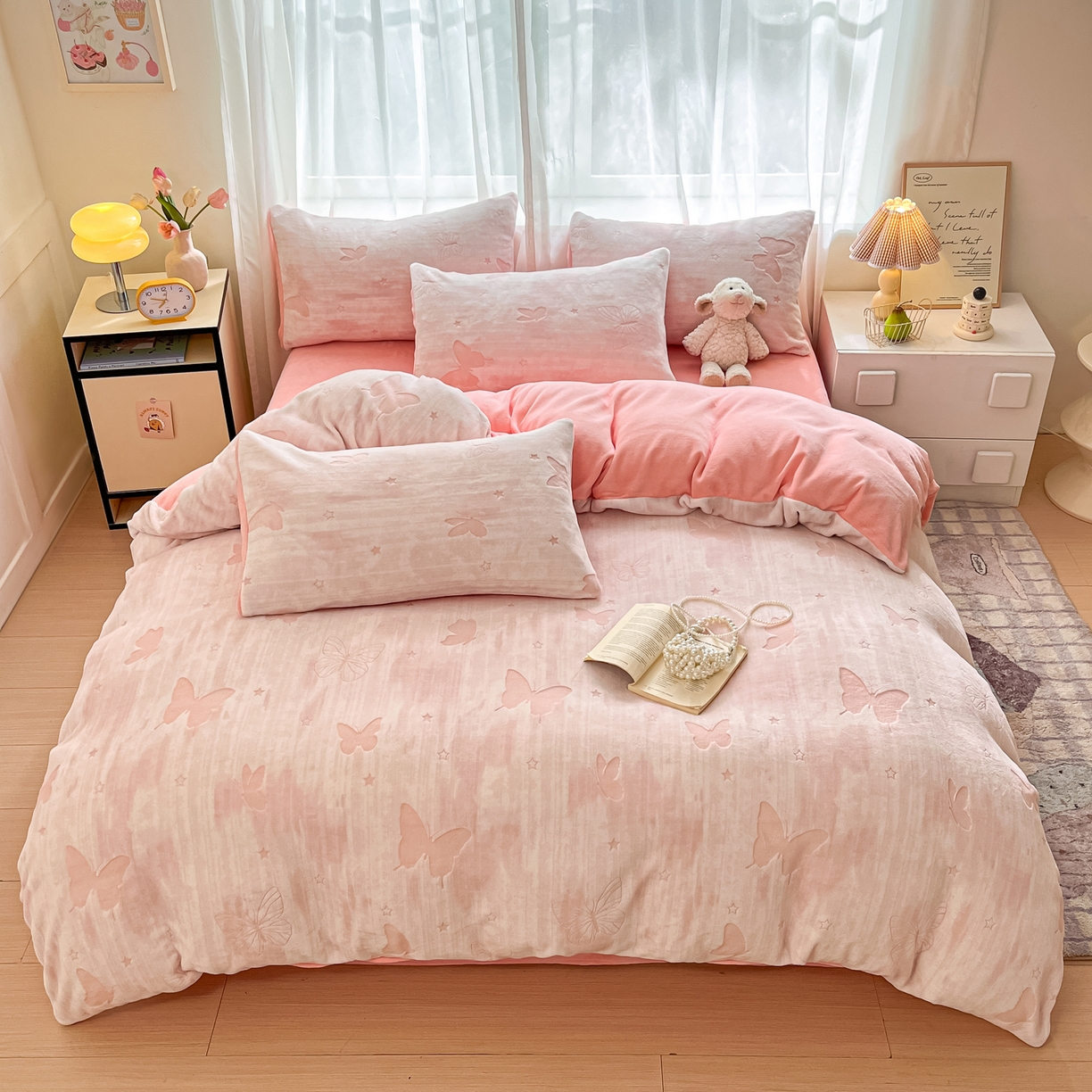 91家纺网 家纺一手货源 找家纺 雅居纺家纺 2025新款雕花牛奶绒四件套-蝴蝶系列 星蝶-粉