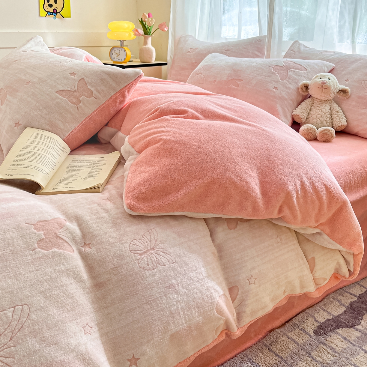 91家纺网 家纺一手货源 找家纺 雅居纺家纺 2025新款雕花牛奶绒四件套-蝴蝶系列 星蝶-粉